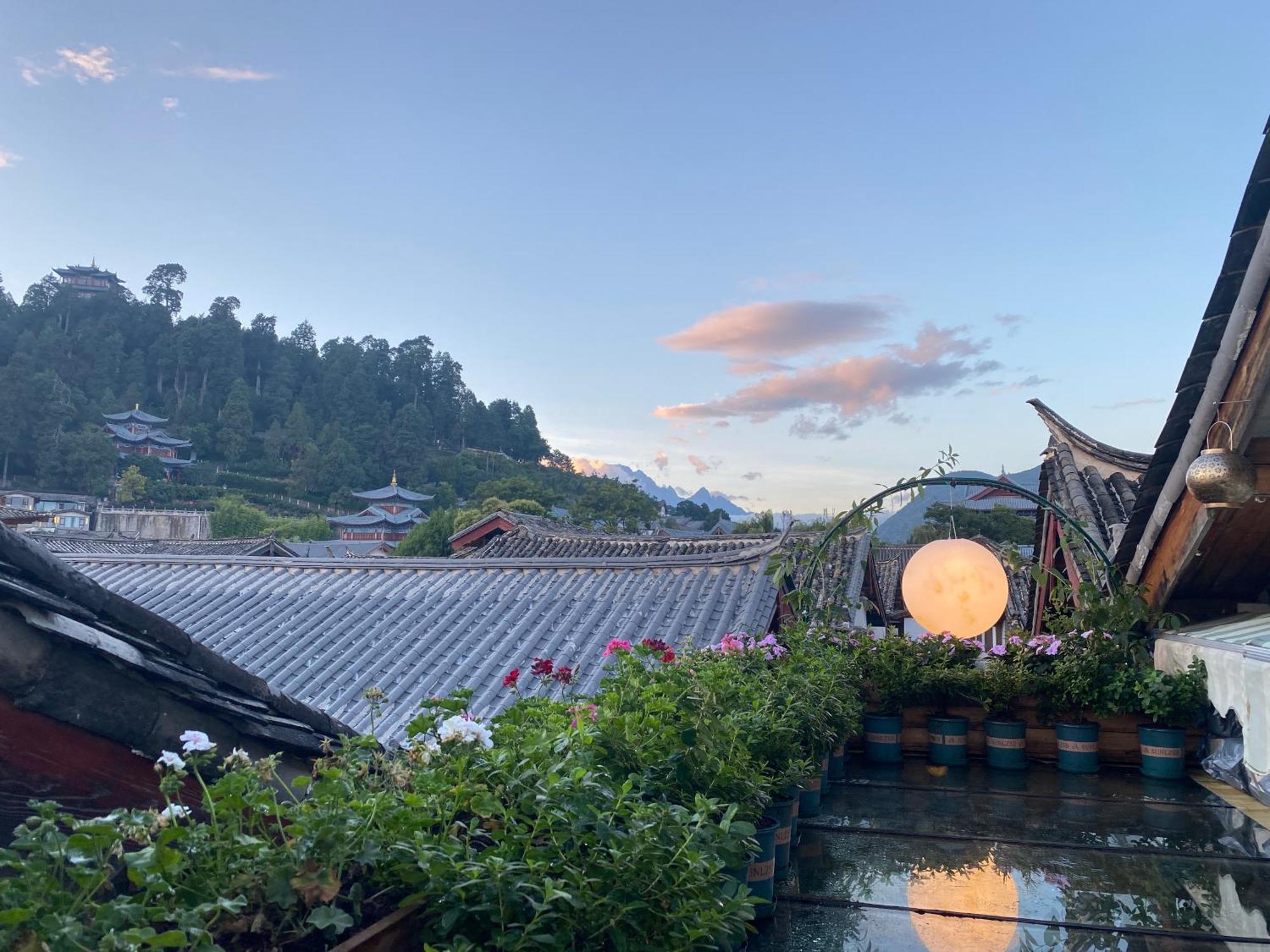 Lijiang Old Town Meiliju View Inn Exterior photo