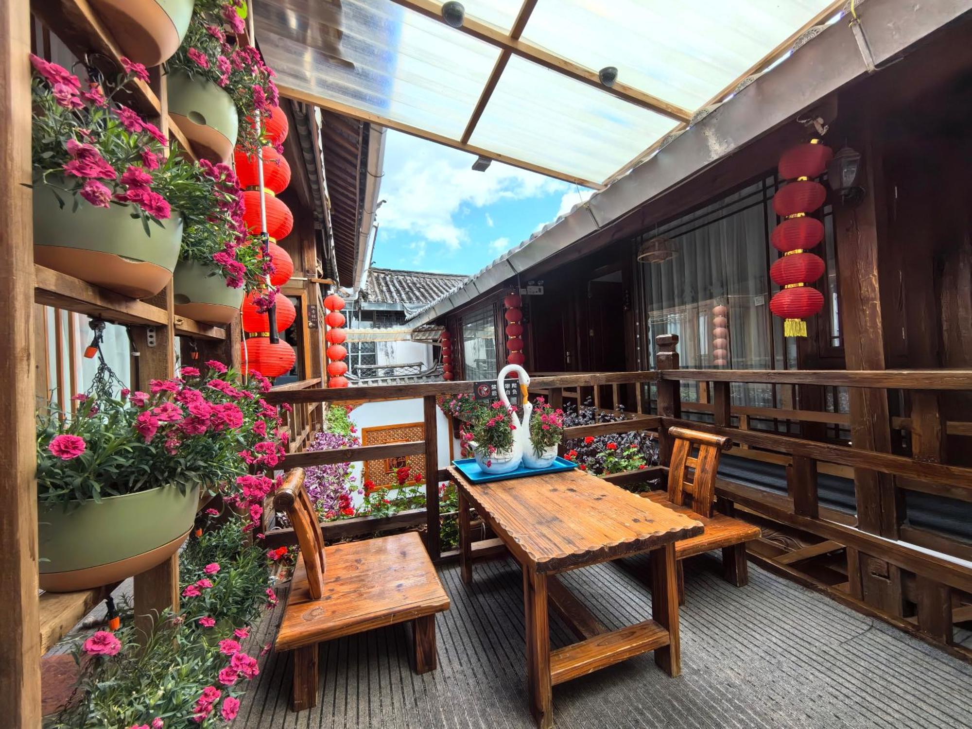 Lijiang Old Town Meiliju View Inn Exterior photo